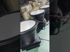 Alte luci LED industriali di alta baia di illuminazione Torre di luci di gru IP65