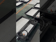 Lampada solare a LED da 50 Watt IP65, pannello solare in silicio monocristallino nero