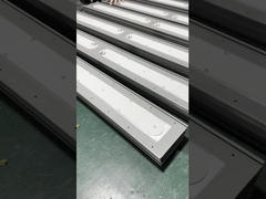 AC 85-265V IP65 Lampada a LED impermeabile con 125lm/w Efficienza luminosa