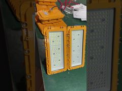 Lampada antideflagrante impermeabile per illuminazione in aree pericolose di alta qualità 50w 100w 150w 200w