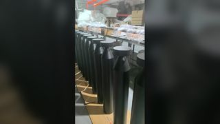 Luce a LED ad alta baia antideflagrante da 100 W con grado di protezione IP66 e lente in vetro temperato per sostanze pericolose