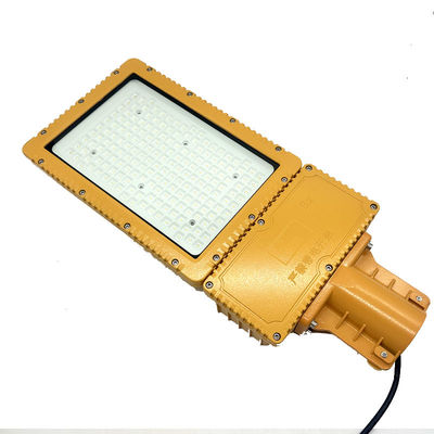 Lampade LED industriali antideflagranti con protezione IP65, resistenza alla corrosione WF2 e temperatura colore 5500-6500K