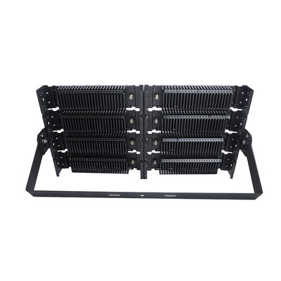 Proiettore modulare a LED con sensore di movimento da 400W con grado di protezione IP66 per uso esterno