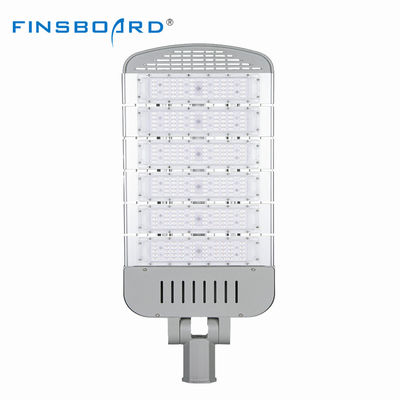 SMD3030 LED High Performance Street Light con resistenza all'acqua IP65 e opzioni di alimentazione da 50W a 300W per illuminazione esterna montata su palo