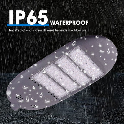 Lampada stradale a LED da 100W-200W impermeabile IP65 con durata di 50000 ore per illuminazione esterna su palo