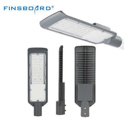 Lampada stradale a LED impermeabile IP66 con efficienza luminosa della lampada di 125 lm/W e tensione di ingresso AC 85-265V per l'illuminazione di autostrade esterne