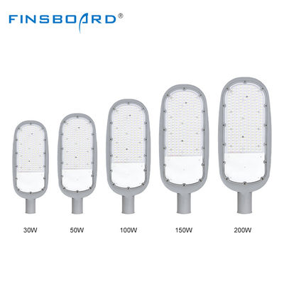 120lm/W Alta efficienza LED Street Light con resistenza all'acqua IP66 e AC85-265V Ampia tensione per illuminazione stradale all'aperto