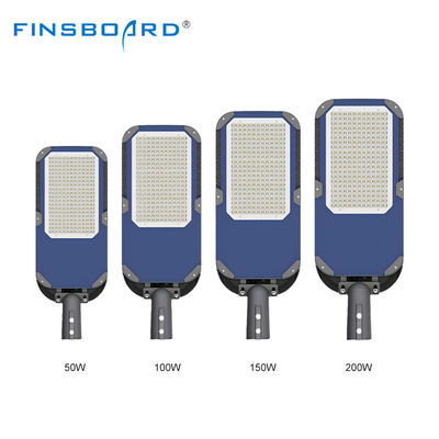 Lampada stradale a LED impermeabile IP66 in alluminio pressofuso con temperatura colore 3000K-6500K per illuminazione esterna ad alta potenza