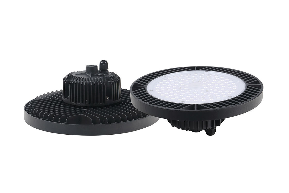L' UFO del magazzino LED High Bay Lights 5000k 6000K Risparmio energetico