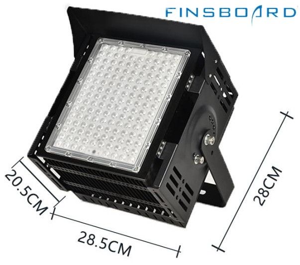 Illuminazione per stadi a LED dimmerabile con protezione IP66 e materiale in alluminio per una durata superiore