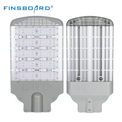 Ip65 Lampada a LED a prova d'acqua esterna personalizzata per autostrada o parcheggio