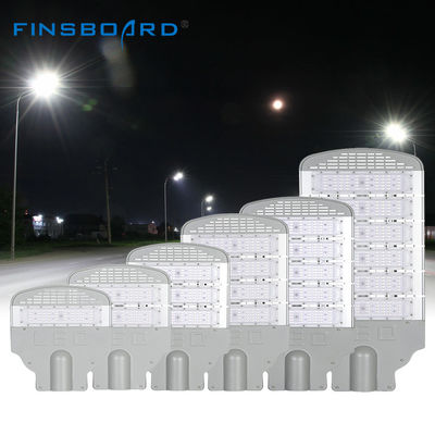 Ip65 Lampada a LED a prova d'acqua esterna personalizzata per autostrada o parcheggio