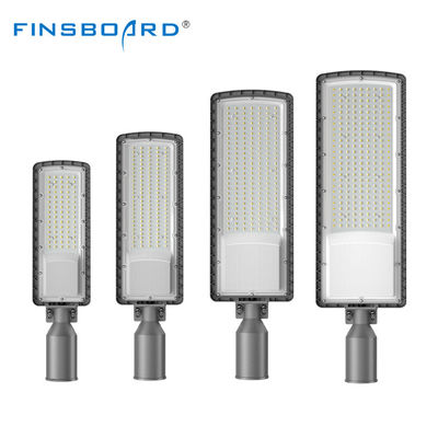 Luce stradale a LED in alluminio pressofuso IP66 impermeabile 120LM/W per illuminazione stradale esterna
